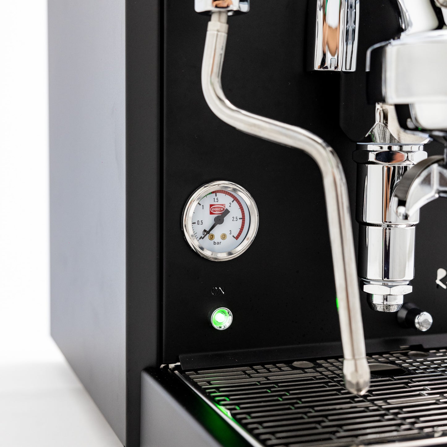 Quick Mill Rubino Schwarz Espresso Coffee Machine with Flick Levers